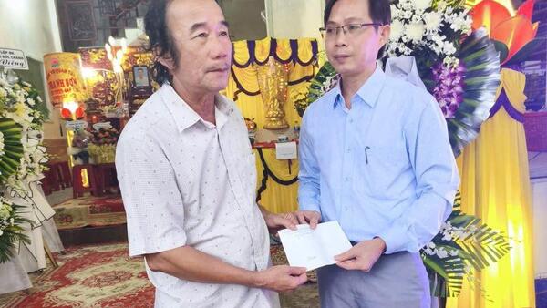 THĂM GIA ĐÌNH NẠN NHÂN VỤ SẠT LỞ TẠI ĐÈO KHÁNH LÊ